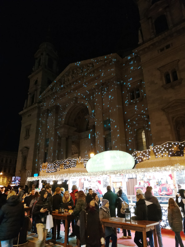 ブダペスト滞在終盤からはクリスマスマーケットも始まり、すっかりクリスマスモードでした