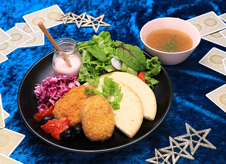 ピタパンプレート（マシュ・キリエライトオリジナルカード付き）1390円