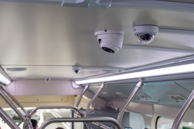 車内には監視のために6つのカメラを搭載