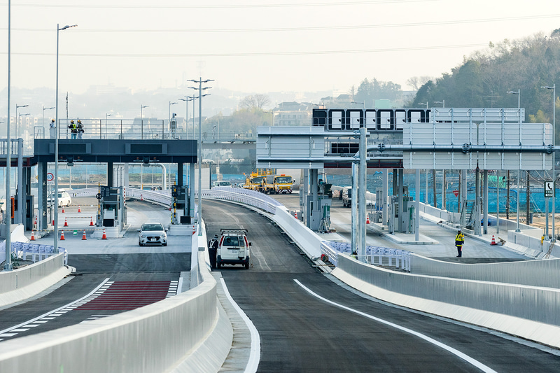 逆方向から見た料金所