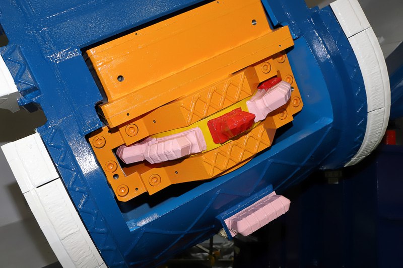 サンライズビットはカッターヘッドの外周付近にも設置している