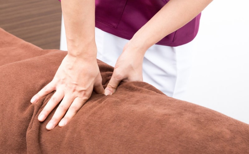 慢性的な痛み、だるさ、しんどさを改善、施術後のケアアドバイスもある「リラクゼーション」