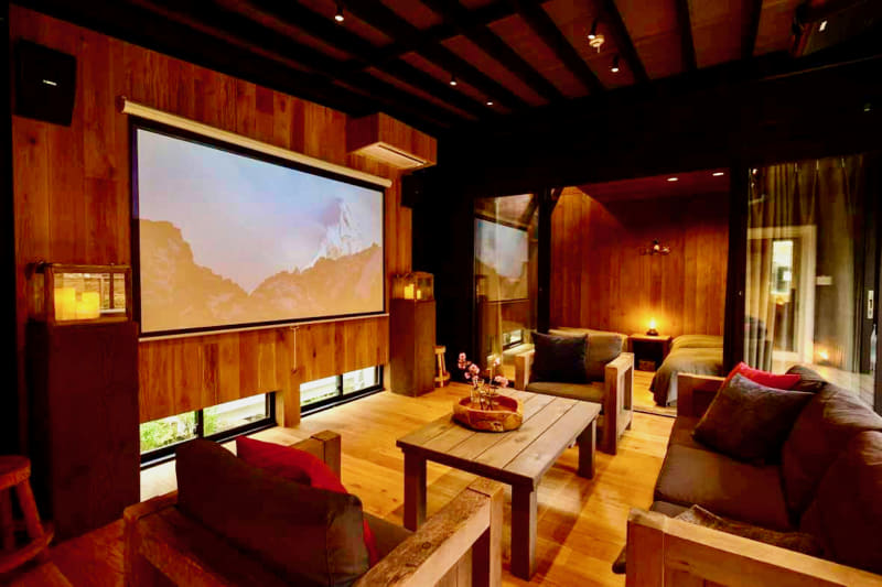 「The River -HOUSE-」ミニシアター