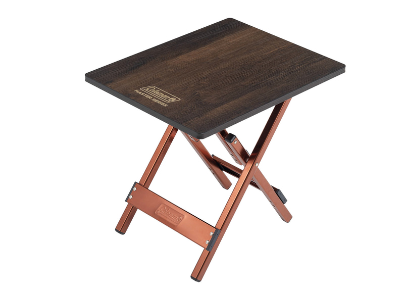 「バタフライサイドテーブル」（8619円、税別）