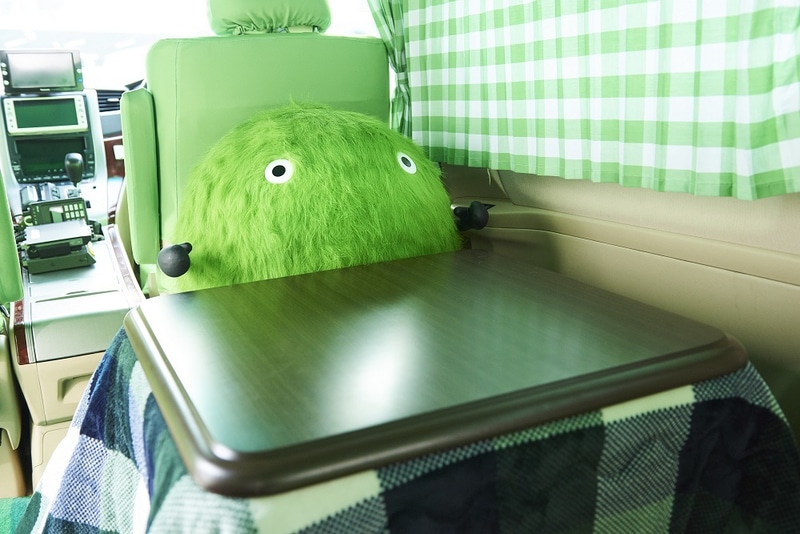 全3台のうち1台にはこたつの装飾を設置する