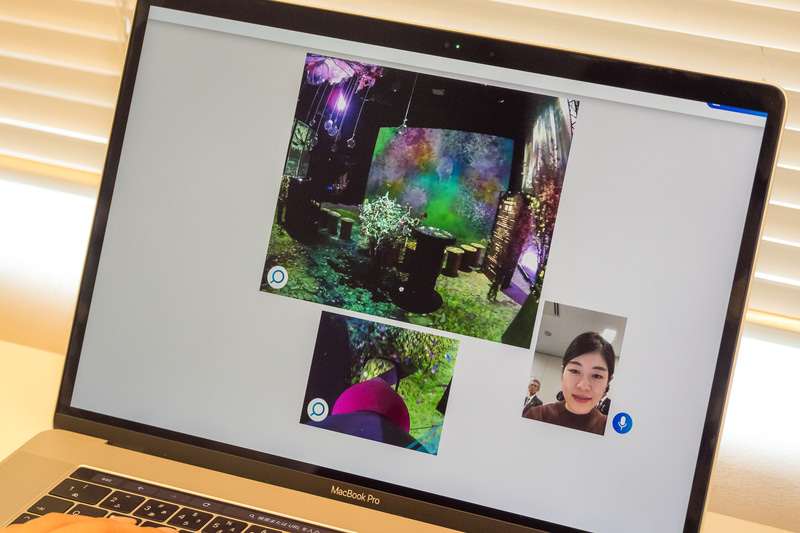 「FLOWERS BY NAKED 2020 -桜-」の体験イメージ。上段が「春の始まり」、下段が「日本一早いお花見」を体験している様子