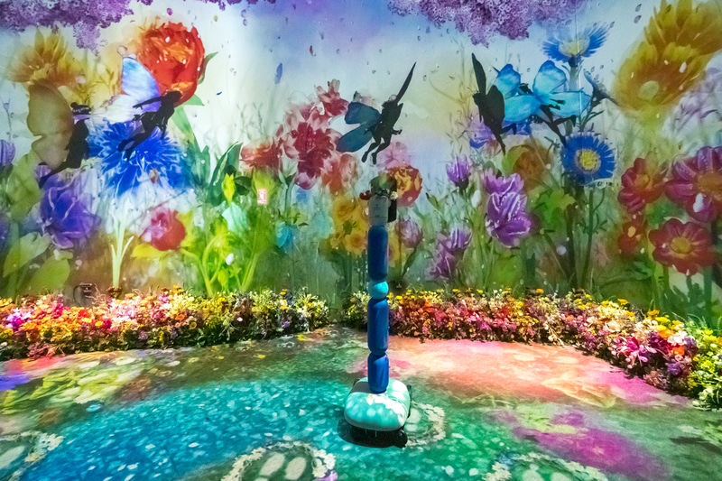 プラン「春の始まり」。写真左から「Prologue」「Wildflower Garden」「Dandelion Hill」