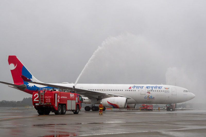 ウォーターキャノンで歓迎