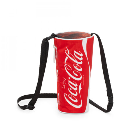 レスポートサック、「コカ・コーラ」とのコラボ商品を3月11日発売 ロゴ