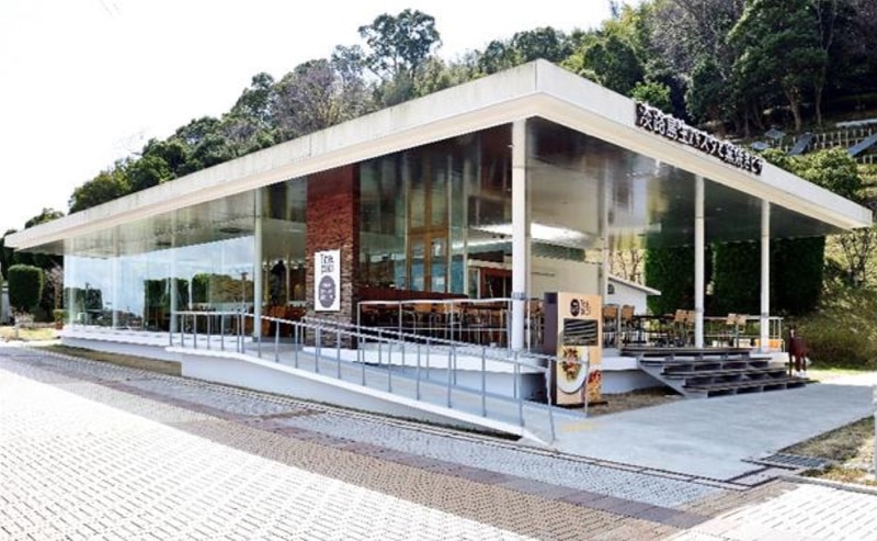 淡路ハイウェイオアシスに淡路島の生パスタと窯焼きピザを楽しめる「Trepici」がオープンする