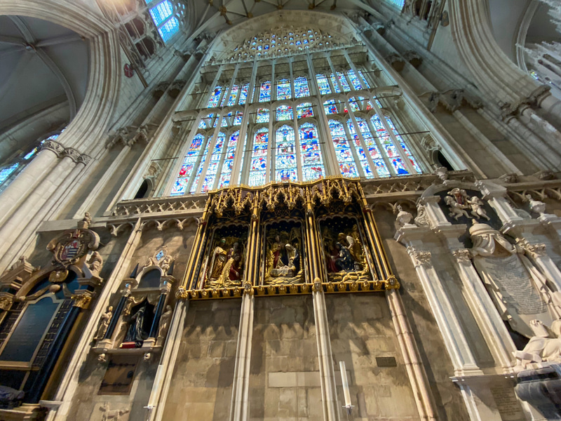 グレートイーストウィンドウ