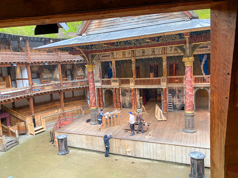 劇場部分。桟敷席に座ることもできます。内部に入れるのはガイドツアーのみです