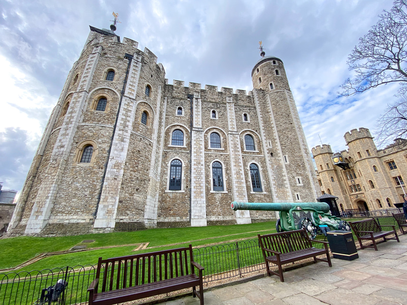 ロンドン塔の中でも存在感のあるホワイトタワー