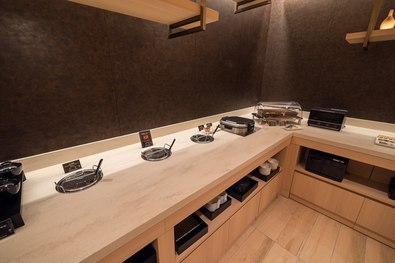 鮨 鶴亭のドリンクコーナーなど