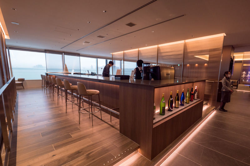 対面式のBARカウンター