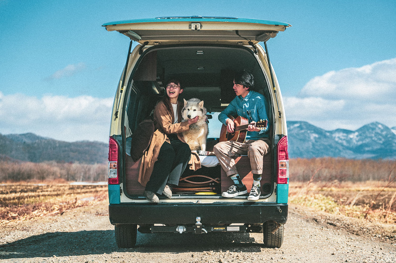 乗車定員は6名、就寝定員は4名（大人2名・子供2名）