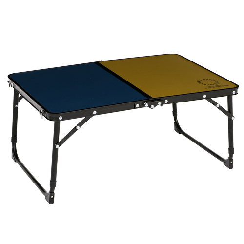 ミニテーブル（4200円、税別）