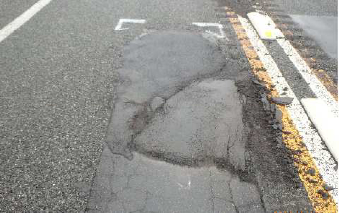 路面の損傷状況