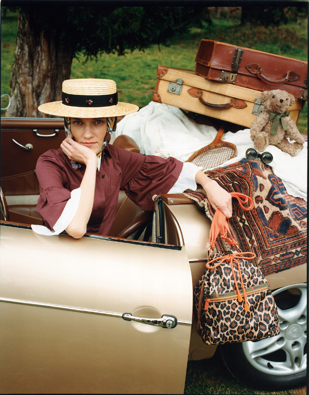 「ラージ アリアクロスボディ」