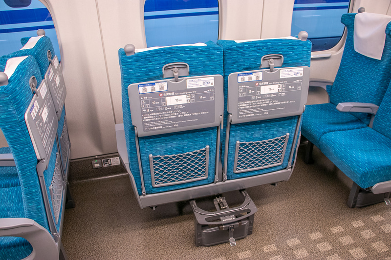 窓が開かない新幹線ではどのように換気しているのか