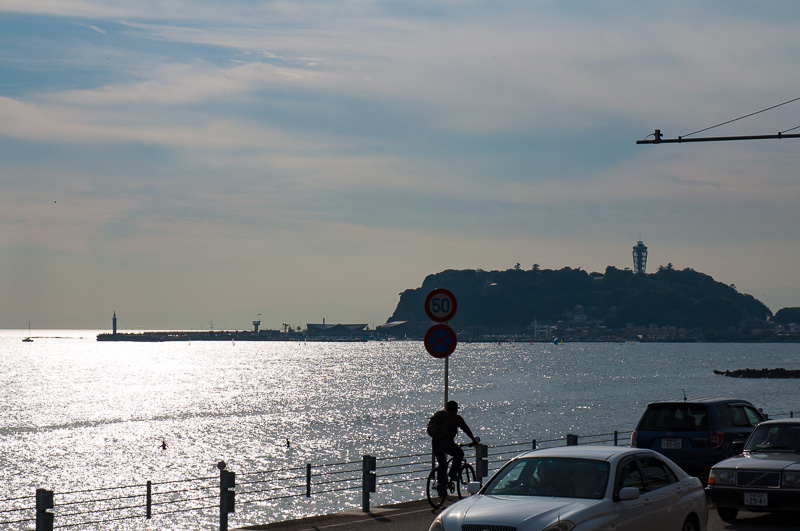 沿岸自治体が今夏の湘南は海水浴場開設を断念