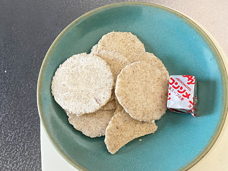 せんべい1枚が約1gということが分かりました。なので10枚