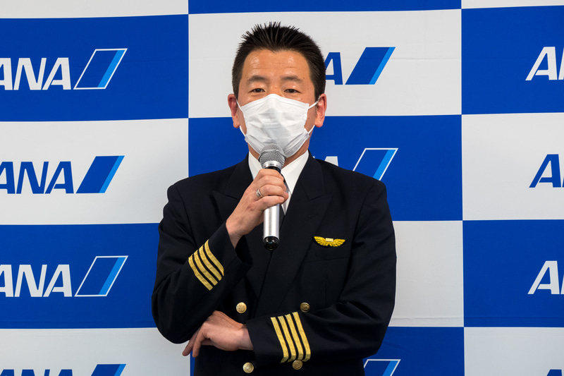 チャーター初便の機長を務めた、全日本空輸株式会社 フライトオペレーションセンター B767部 副部長 支倉暢彦氏