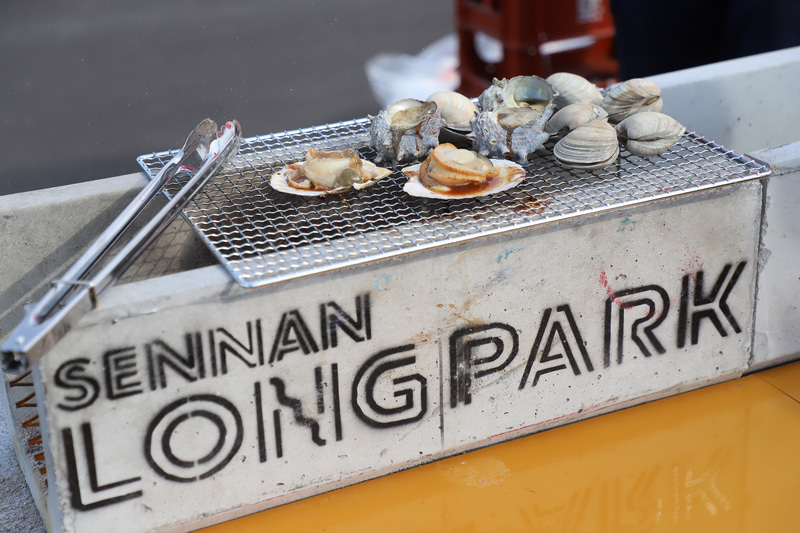 食べたい魚介を食べたい量だけ買って食べられる。最高の贅沢だ