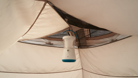 ロゴス、ポンプで空気を注入して設営するテント「Tradcanvas エア