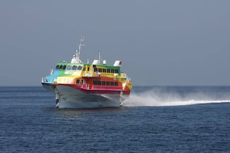 東海汽船は、退役する「セブンアイランド虹」が7月16日に最終出港することを発表した