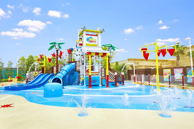 夏季限定のアトラクション「レゴ・シティ・ビーチ・パーティー」