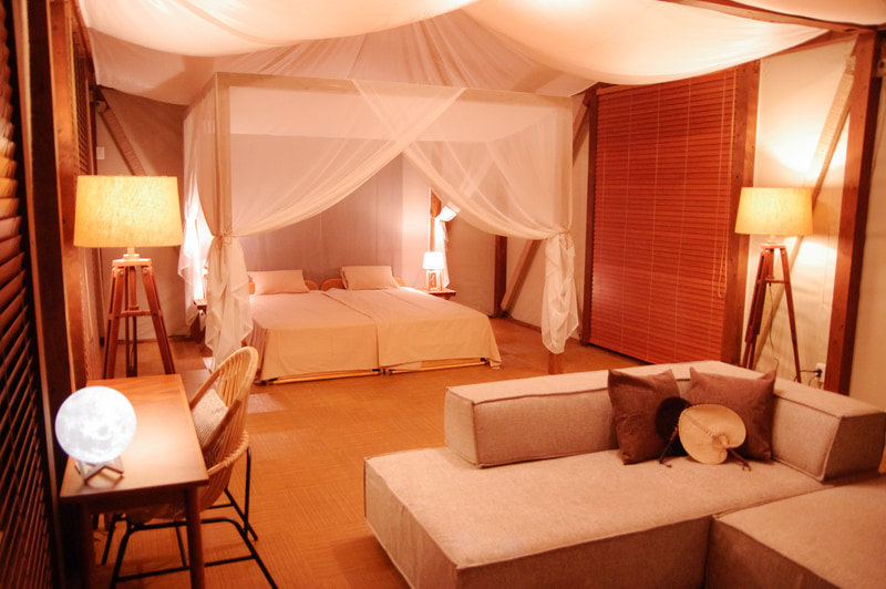 敷地には4種のグランピングテントの計15棟