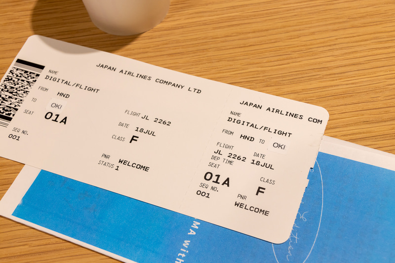 そのほか、旅のしおりや、手書きの隠岐マップ、特別に印字されたチケットにJALスタッフが書いた手書きのメッセージが入っている