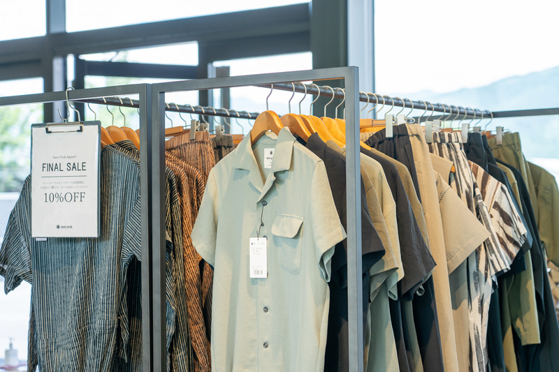 アパレルにはセール品もありました