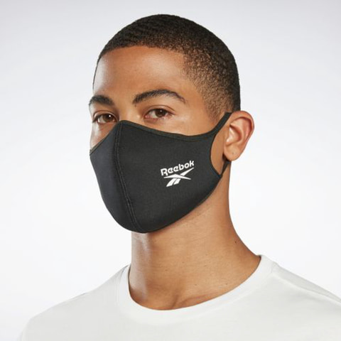 リーボックのマスク「Reebok FACE COVER（リーボックフェイスカバー
