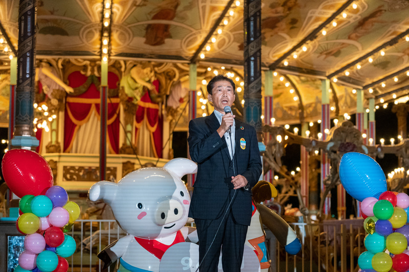 「子供のころ乗ったサイクロンがあまりに怖くて顔が真っ青になった写真が今でも残っている」と自身の思い出を語った株式会社豊島園 代表取締役 依田龍也氏