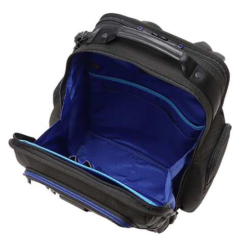 TUMI for ANA」にアルミ製キャリーケースとバックパックの新作。AMC
