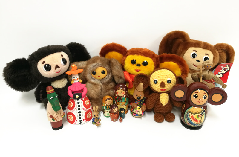 チェブラーシカのジオラマやロシア人形・民族玩具を展示