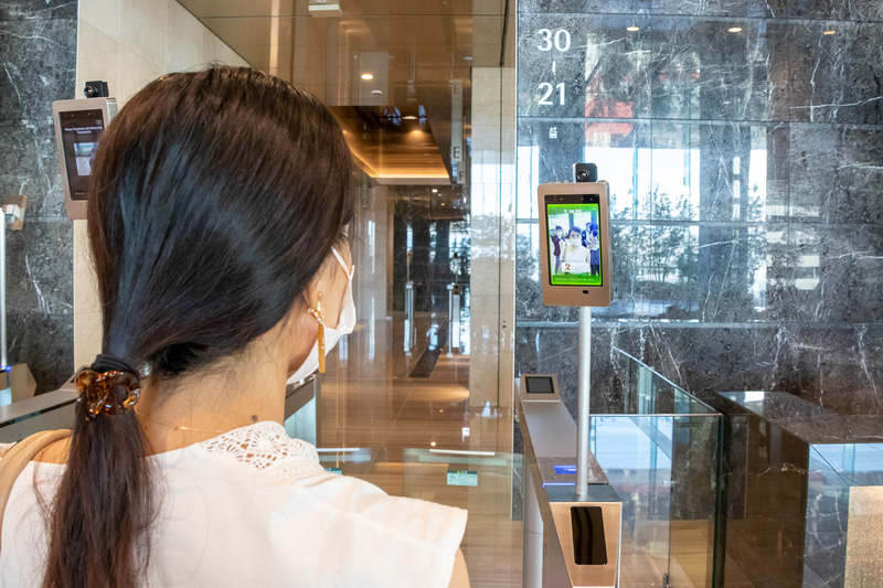 日本コンピュータビジョンの顔認証システム「Sense Thunder-E」を使ったセキュリティシステム