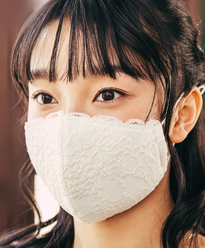 イオン「トップバリュ ブラの工場で作った レースマスク」