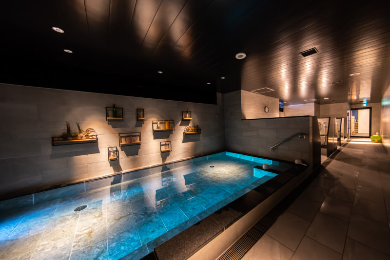 大浴場。入浴時間は6時～10時と15時～1時