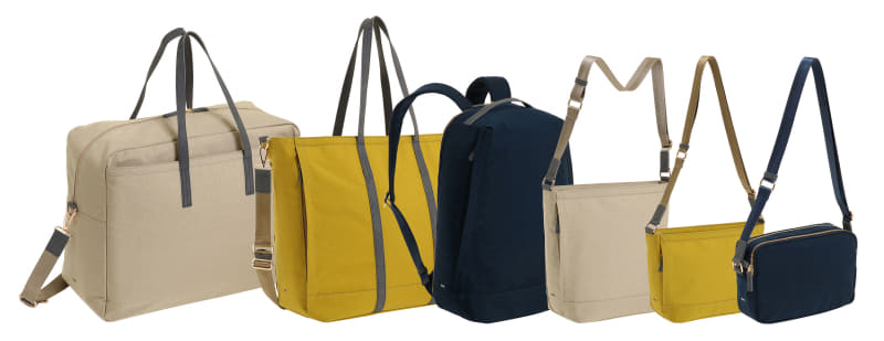 カラーはネイビー、アシッドグリーン、ベージュの3色