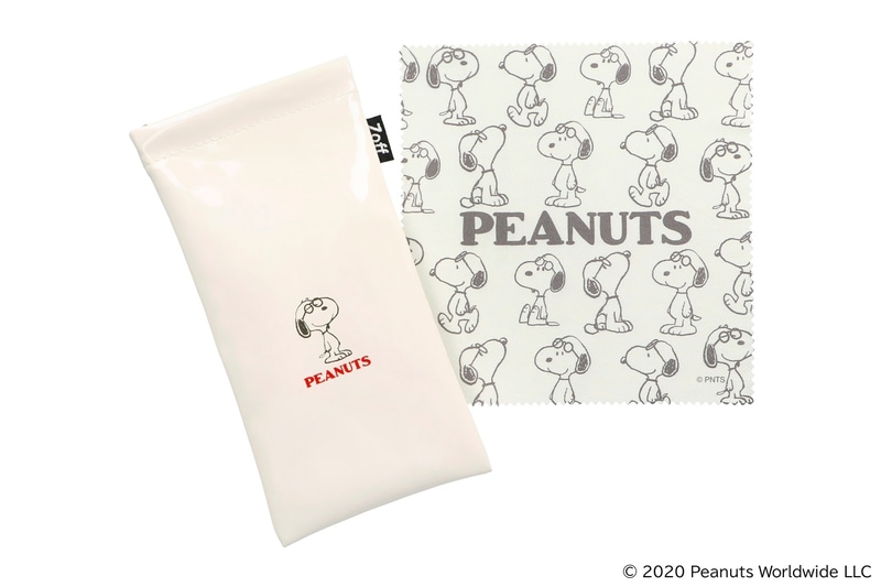 アイウェアにはオリジナルのメガネケースとメガネ拭きが付属する