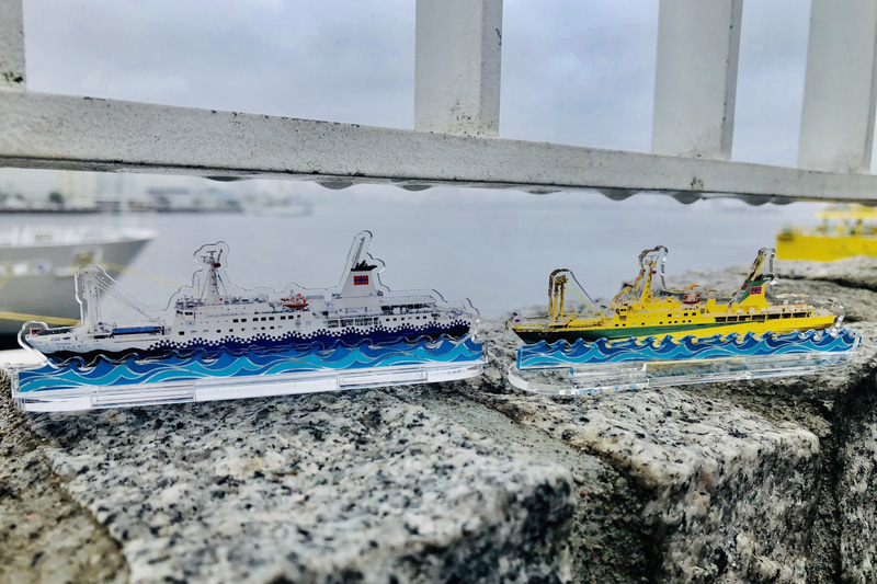 大型客船アクリルスタンド