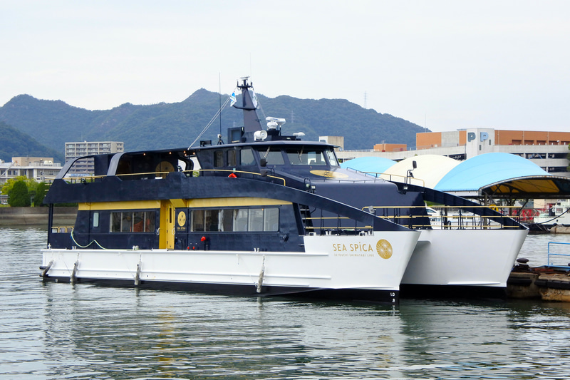 観光型高速クルーザー「SEA SPICA（シースピカ）」
