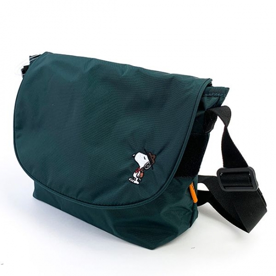 スヌーピー グッズOOPY メッセンジャーバッグ GR ビーグル・スカウトショルダーバッグ緑