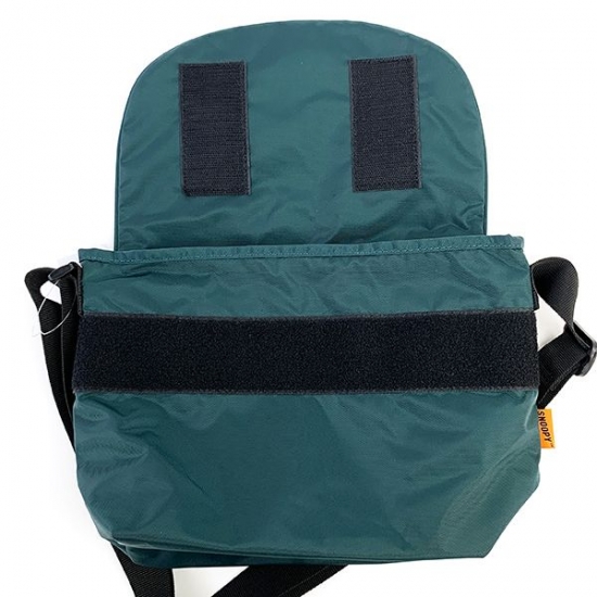 スヌーピー グッズOOPY メッセンジャーバッグ GR ビーグル・スカウトショルダーバッグ緑