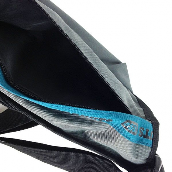 PEANUTS スヌーピー メッセンジャーバッグ ロゴライン ショルダーバッグ グレー（MCOR）