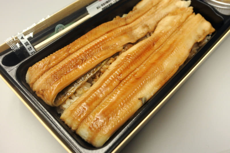 「夫婦あなごめし」