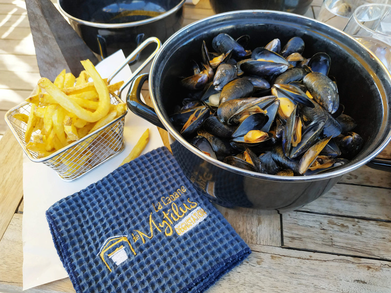 デザートにはブルターニュ産のアイスクリームを